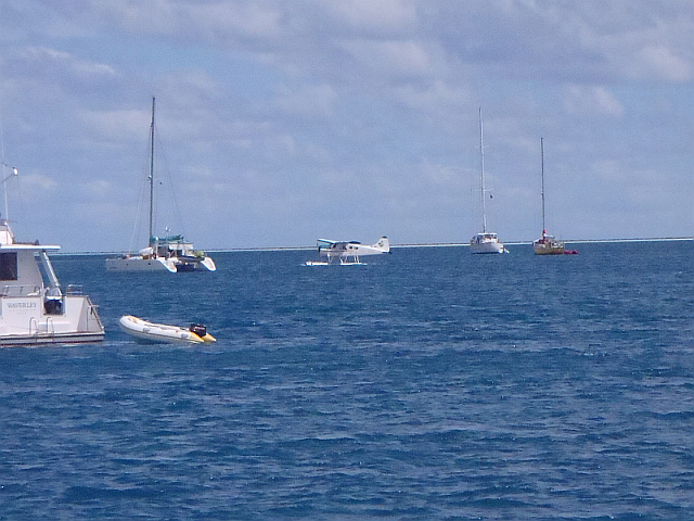 Wasserflugzeug in Malolo Lailai